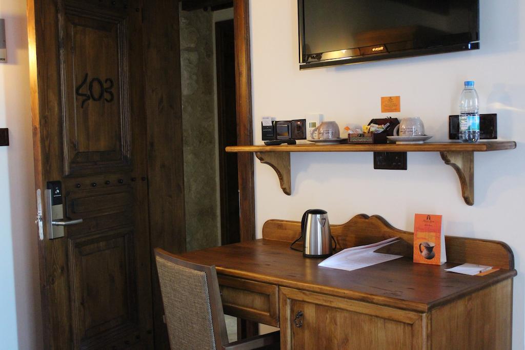 Kemerli Konak Boutique Hotel Кирения Номер фото